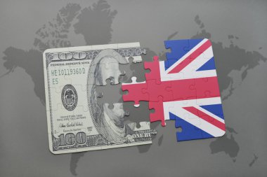 Büyük Britanya ve Doları banknot dünya harita arka plan üzerinde bayrağı ile bulmaca.