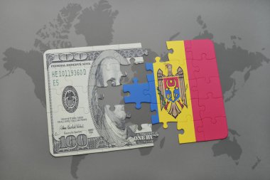 moldova ve Doları banknot dünya harita arka plan üzerinde bayrağı ile bulmaca.