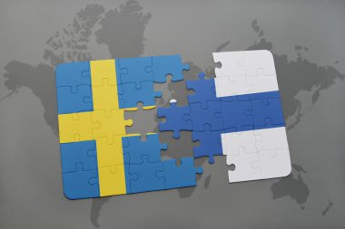 bir dünya haritası arka plan üzerinde İsveç ve Finlandiya ulusal bayrağı ile bulmaca.