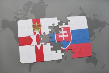bir dünya haritası arka plan üzerinde kuzey İrlanda ve Slovakya ulusal bayrağı ile bulmaca.