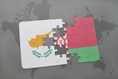bir dünya haritası arka plan üzerinde Kıbrıs ve Beyaz Rusya ulusal bayrağı ile bulmaca.