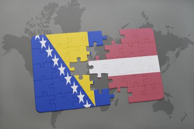 bir dünya haritası arka plan üzerinde bosna-hersek ve letonya ulusal bayrağı ile bulmaca.