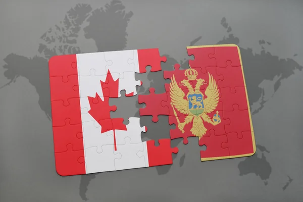Quebra-cabeça com a bandeira nacional do Canadá e do Montenegro em um fundo de mapa do mundo . — Fotografia de Stock