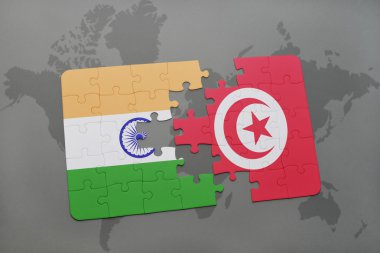 bir dünya haritası arka plan üzerinde Hindistan ve Tunus ulusal bayrağı ile bulmaca.