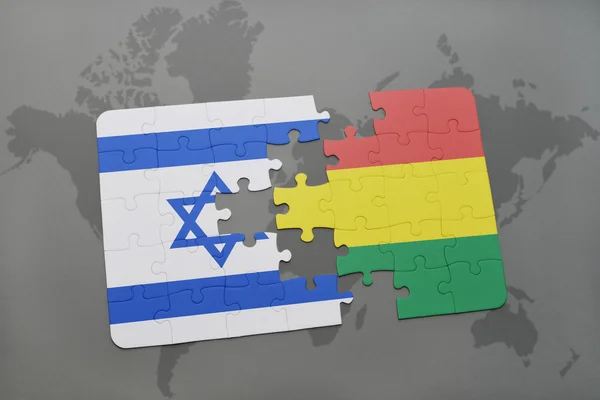 Puzzle a nemzeti zászló Izrael és Bolívia a világtérképen háttér. — Stock Fotó