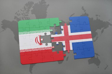bir dünya haritası arka plan üzerinde İran ve İzlanda ulusal bayrağı ile bulmaca.