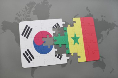 bir dünya haritası arka plan üzerinde Güney Kore ve Senegal ulusal bayrağı ile bulmaca.