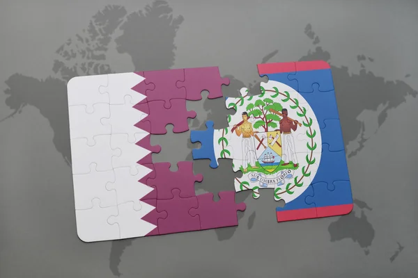 Puzzle con la bandiera nazionale di qatar e belize su uno sfondo mappa del mondo . — Foto Stock