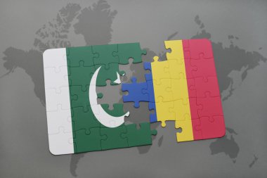 bir dünya haritası arka plan üzerinde pakistan ve romanya ulusal bayrağı ile bulmaca.