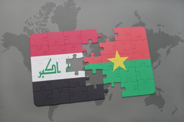 Irak ve burkina faso ulusal bayrak dünya harita arka plan üzerinde ile bulmaca.