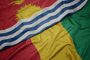 Gine bayrağı ve Kiribati bayrağı sallıyordu. makro