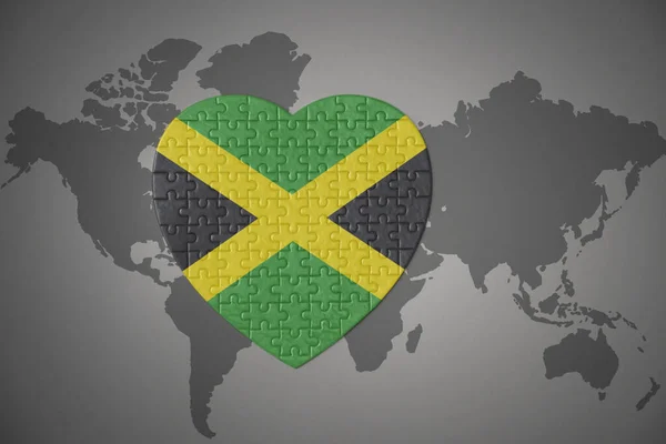 Головоломка Сердце Национальным Флагом Ямайки Фоне Карты Мира Иллюстрация — стоковое фото
