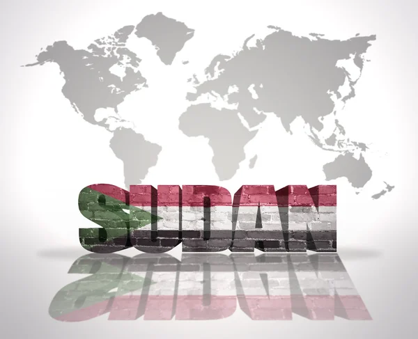 Слово Судан на фоне карты мира — стоковое фото