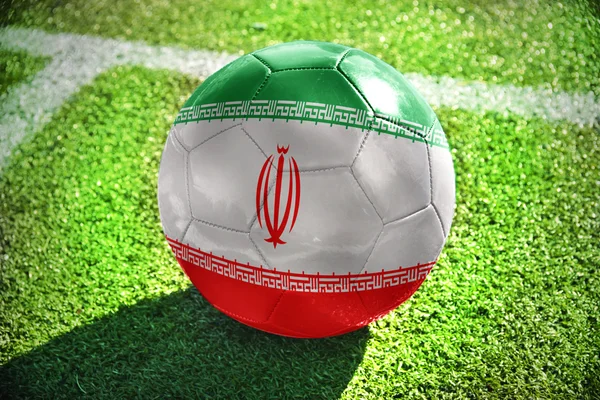 Palla da calcio con la bandiera nazionale di iran — Foto Stock