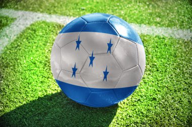 honduras bayrağı ile futbol topu