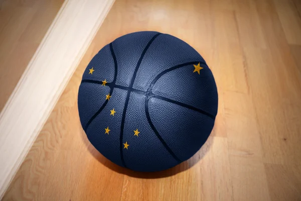 Basketball ball with the flag of alaska state — Stock Photo, Image