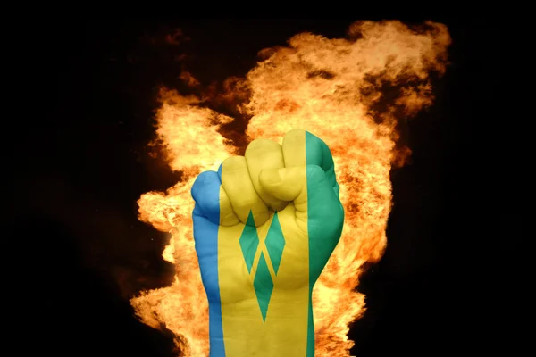 Poing de feu avec le drapeau national de Saint-Vincent-et-les Grenadines — Photo