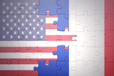 Amerika Birleşik Devletleri ve Fransa ulusal bayrakları ile bulmaca