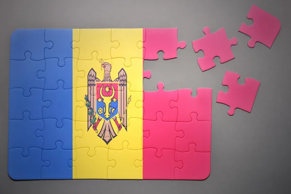 Puzzel met de nationale vlag van Moldavië — Stockfoto