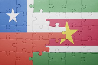 Surinam ve Şili ulusal bayrak ile bulmaca