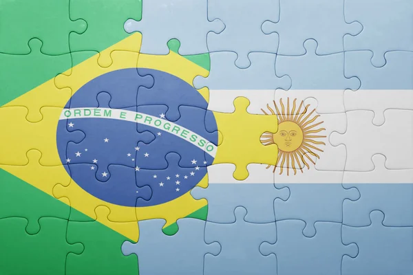 Rompecabezas con la bandera nacional de Argentina y Brasil —  Fotos de Stock
