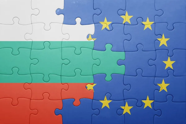 ブルガリアと欧州連合の国旗をパズルします。 — ストック写真