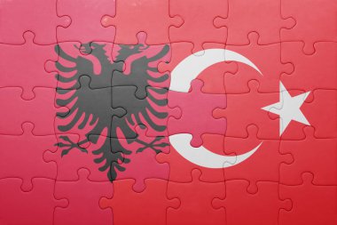 Türkiye ve Arnavutluk ulusal bayrak ile bulmaca
