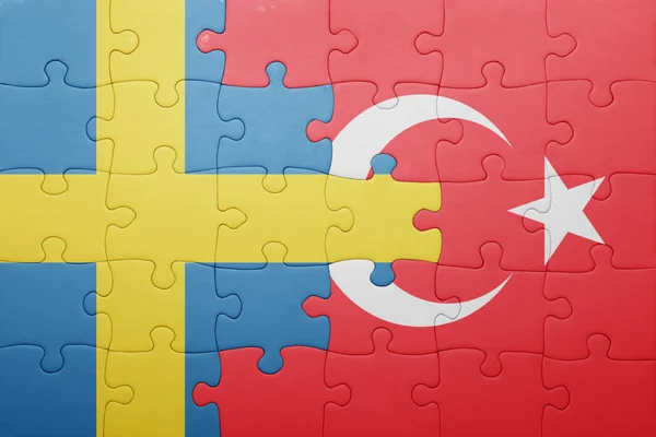 Türkiye ve İsveç Ulusal bayrak ile bulmaca — Stok fotoğraf
