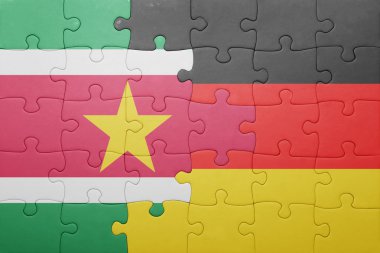 Almanya ve Surinam ulusal bayrak ile bulmaca