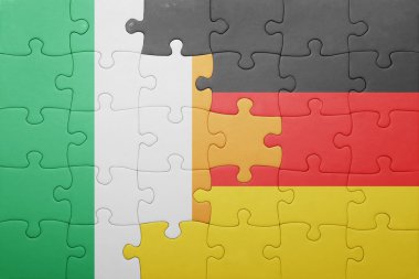 İrlanda ve Almanya ulusal bayrak ile bulmaca 