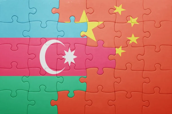 Rompecabezas con la bandera nacional de Azerbaiyán y China —  Fotos de Stock