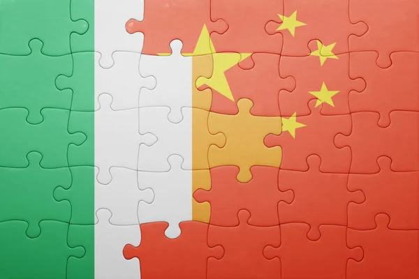 Puzzle with the national flag of ireland and china — Stock Photo, Image