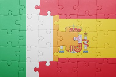 İspanya ve İrlanda'nın ulusal bayrak ile bulmaca