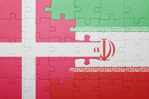Rompecabezas con la bandera nacional de Dinamarca e Irán —  Fotos de Stock