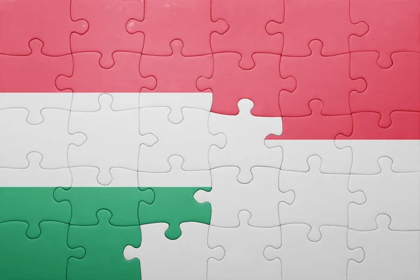 Endonezya ve Macaristan ulusal bayrak ile bulmaca — Stok fotoğraf