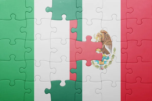 Puzzle with the national flag of italy and mexico — Stock Photo, Image