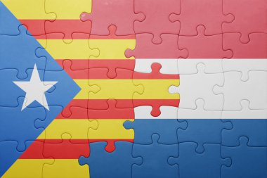 Hollanda ve Katalonya Ulusal bayrak ile bulmaca