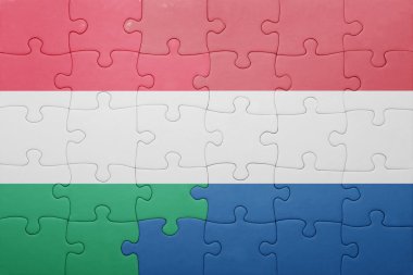 Hollanda ve Macaristan ulusal bayrak ile bulmaca