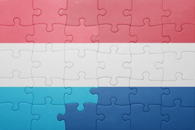 Hollanda ve Lüksemburg ulusal bayrak ile bulmaca