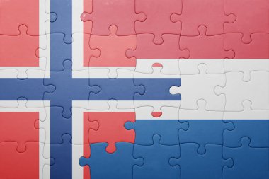 Hollanda ve Norveç ulusal bayrak ile bulmaca