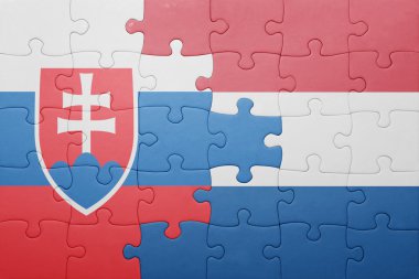 Hollanda ve Slovakya ulusal bayrak ile bulmaca