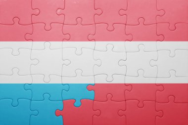 Lüksemburg ve Avusturya ulusal bayrak ile bulmaca 