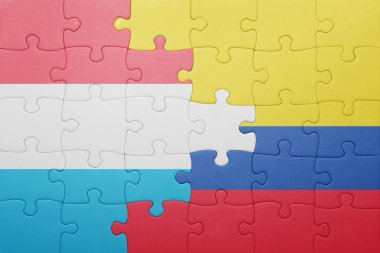 Kolombiya ve Lüksemburg ulusal bayrak ile bulmaca