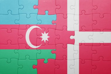 Azerbaycan ve Danimarka ulusal bayrak ile bulmaca