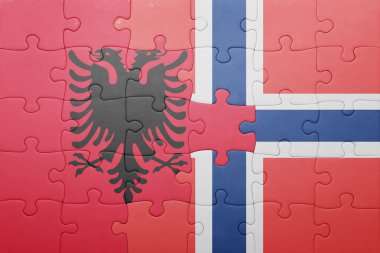 Norveç ve Arnavutluk ulusal bayrak ile bulmaca