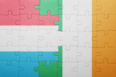 İrlanda ve Lüksemburg ulusal bayrak ile bulmaca