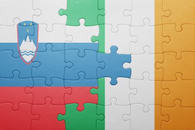 İrlanda ve Slovenya ulusal bayrak ile bulmaca