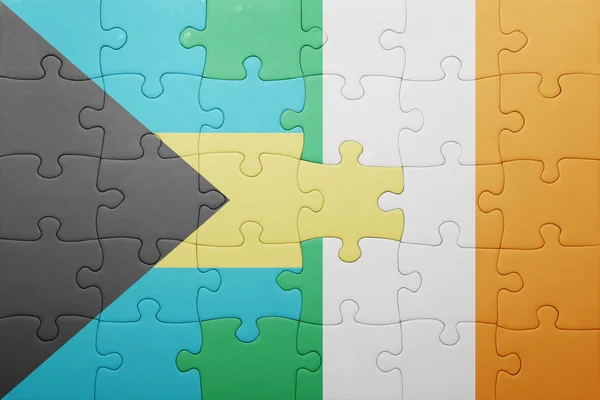 Puzzle mit der Nationalflagge Irlands und Bahamas — Stockfoto