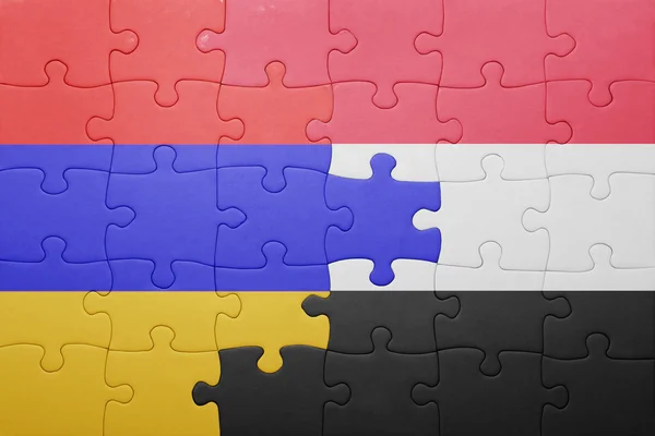 Puzzle com a bandeira nacional da Arménia e do Iémen — Fotografia de Stock