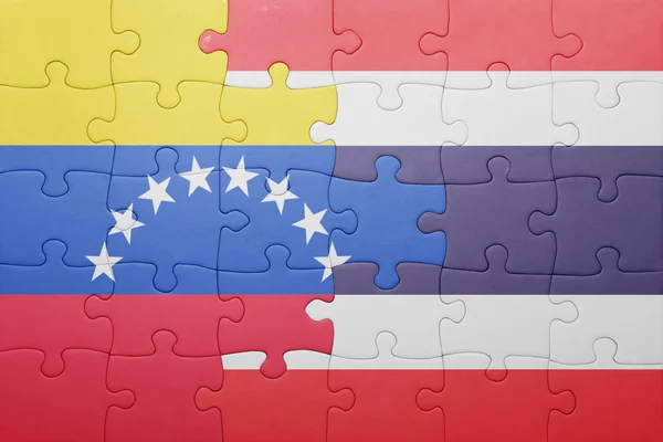 Rompecabezas con la bandera nacional de venezuela y Tailandia —  Fotos de Stock